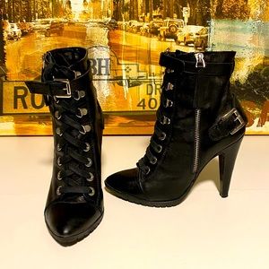 Arnold Churgin Booties